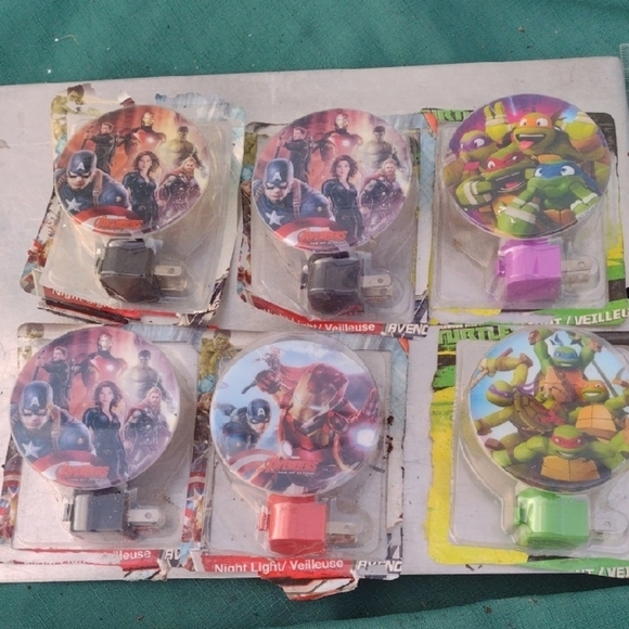 Superhero and Ninja Turtles Night Lights(6) - Picture 1 of 2